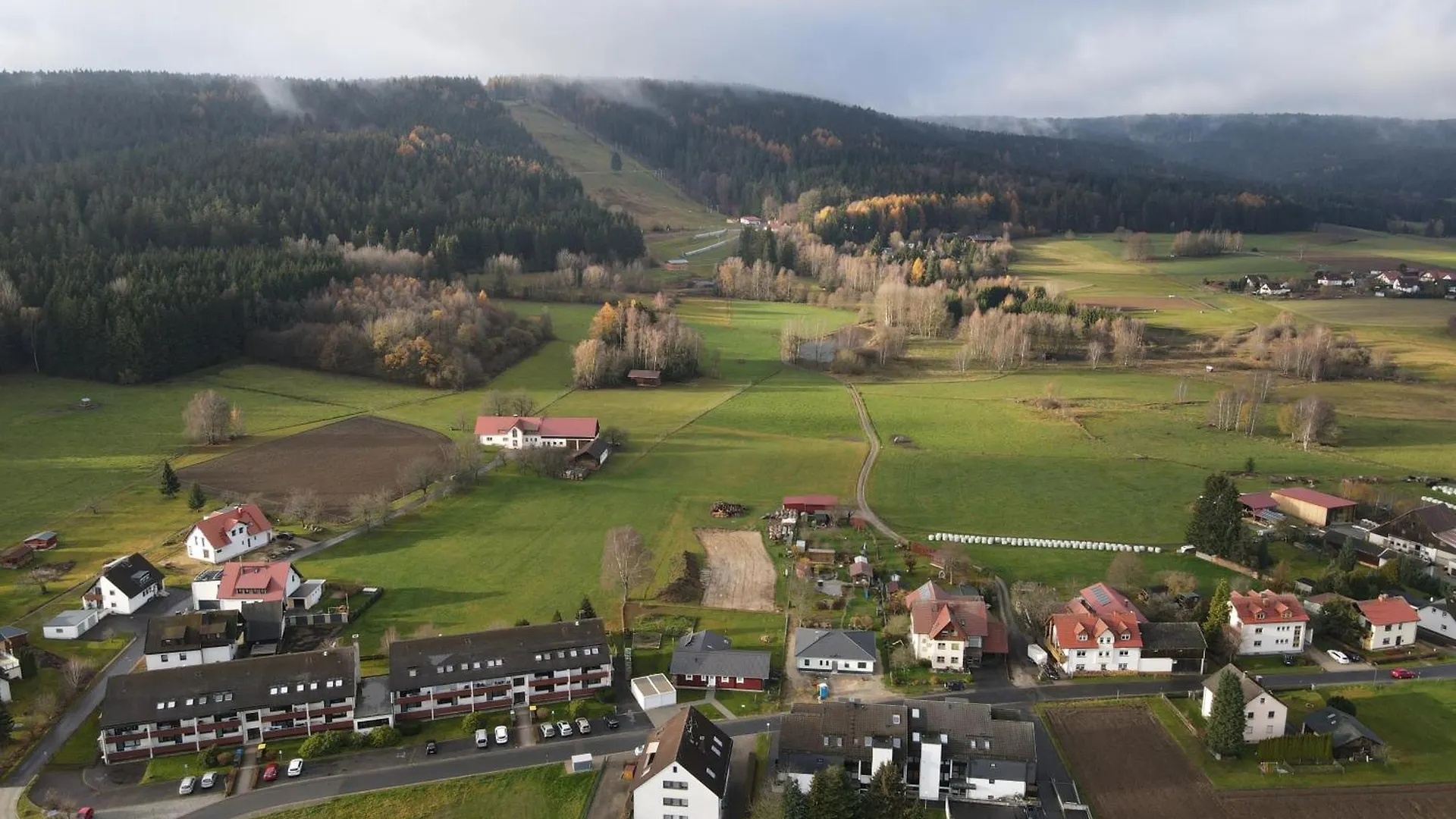 Ferienwohnung Im Fichtelgebirge - Nahe Der Skipiste Mit Balkon & Free Parking Mehlmeisel 0*,