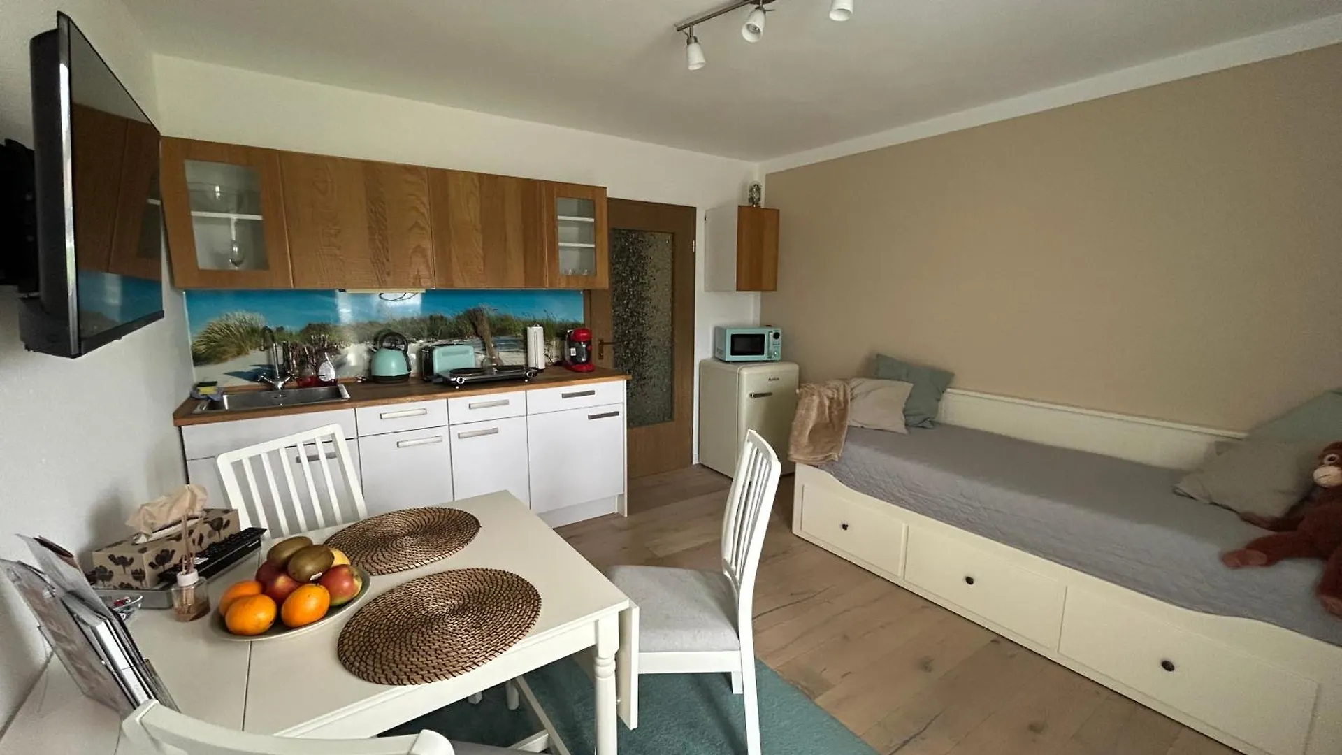 Ferienwohnung Im Fichtelgebirge - Nahe Der Skipiste Mit Balkon & Free Parking contacts
